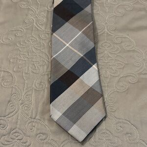 Van Heusen Men's Checkered Tie in Black, Gray, and Brown 100% silk